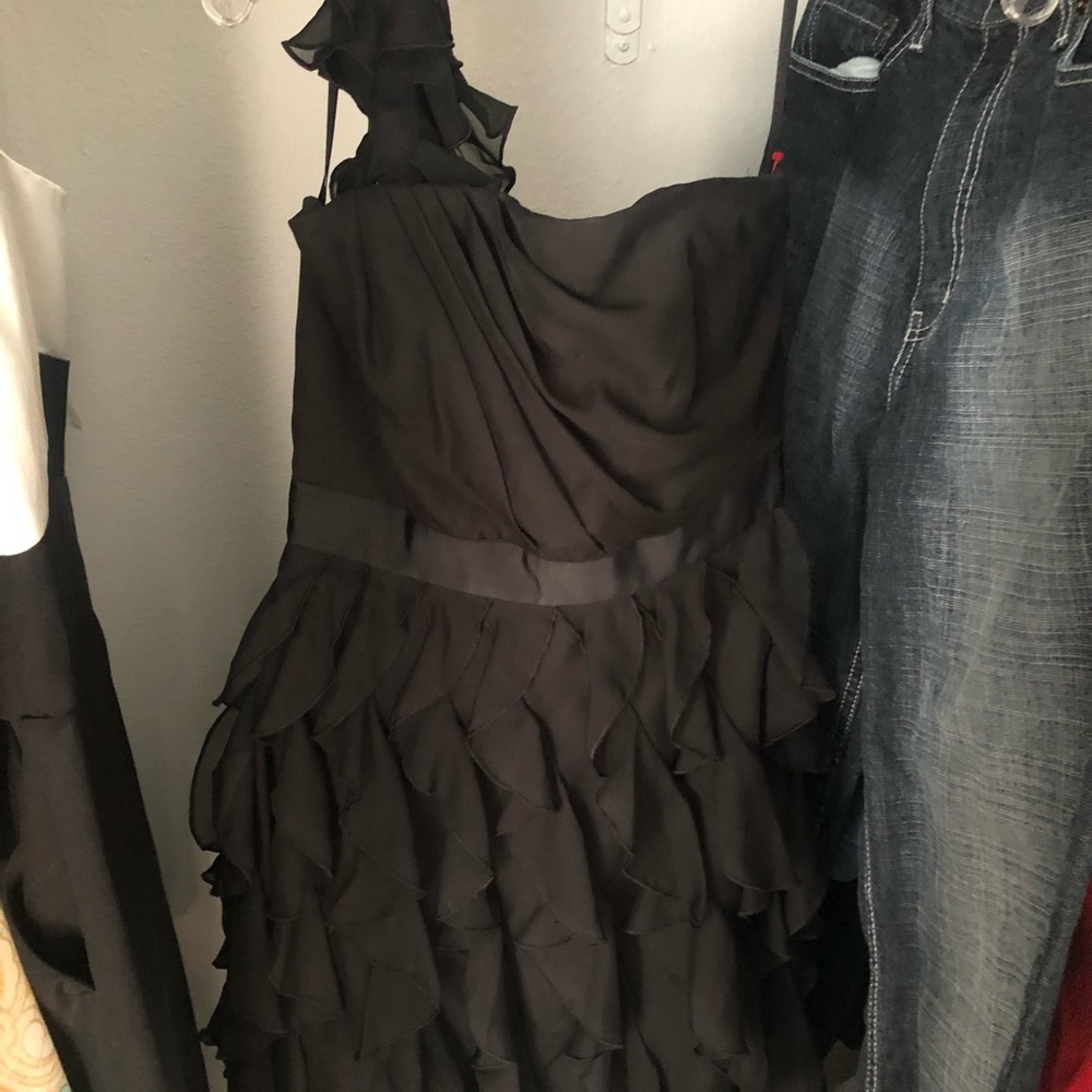 White House Black Market size 0